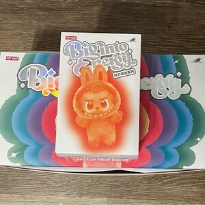 Labubu/Lafufu Vinyl Plush